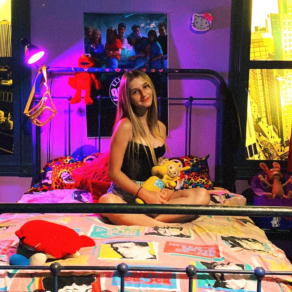 Meet your Posher, Alysandra